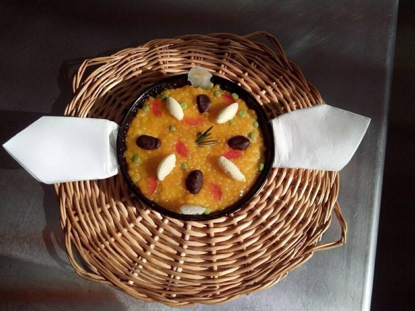 Paella dulce de mandarina de Nules creada para un concurso de pastelería
